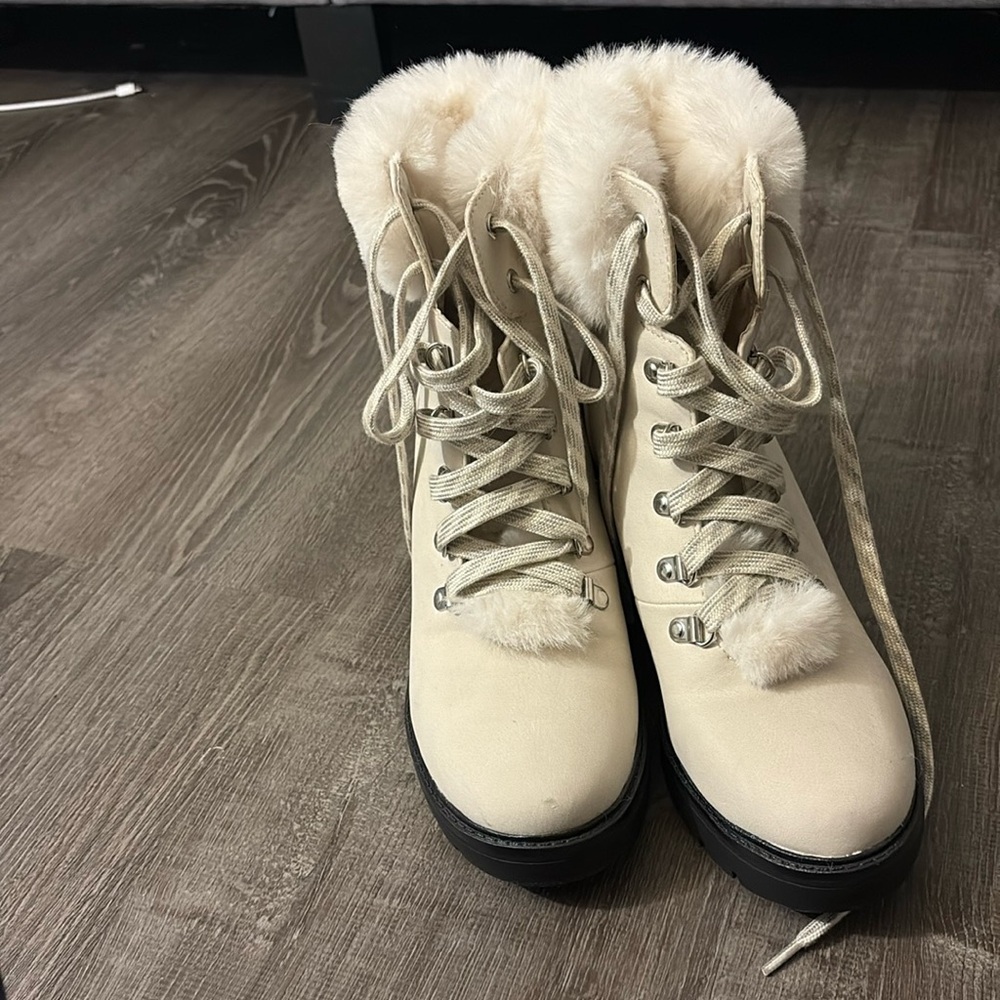 Never worn size 9 esprit